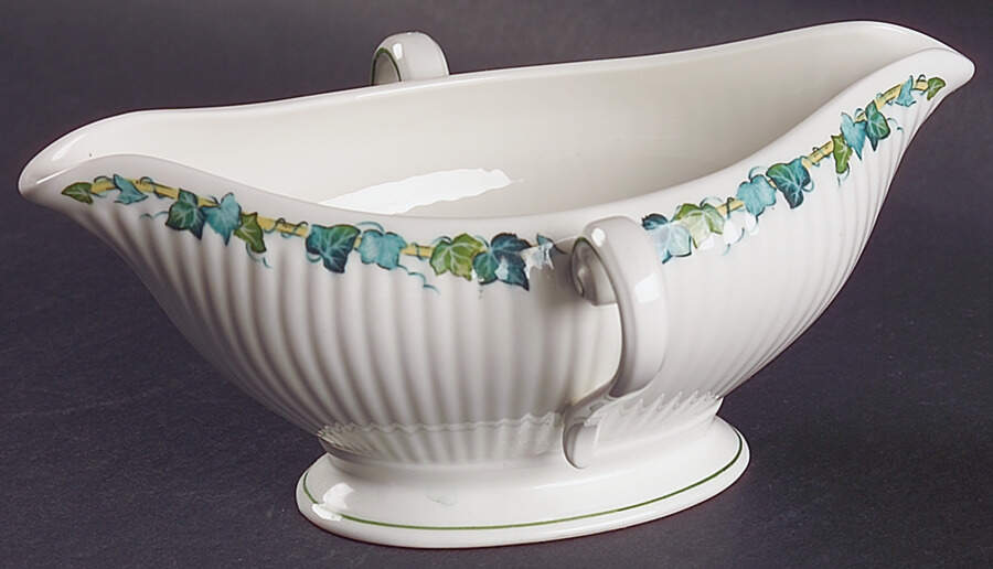 Green Park Gravy Boat by Villeroy & Boch-1