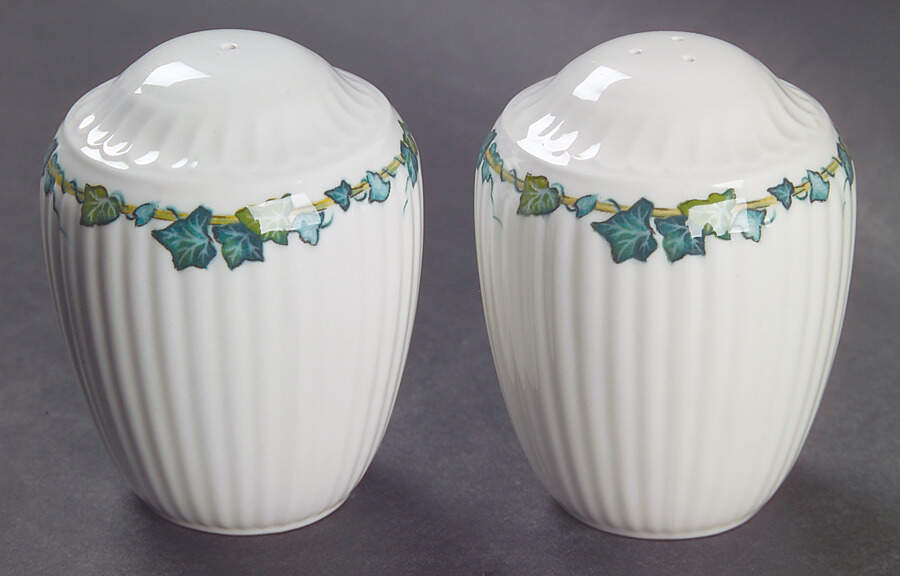 Green Park Salt & Pepper Set by Villeroy & Boch-1