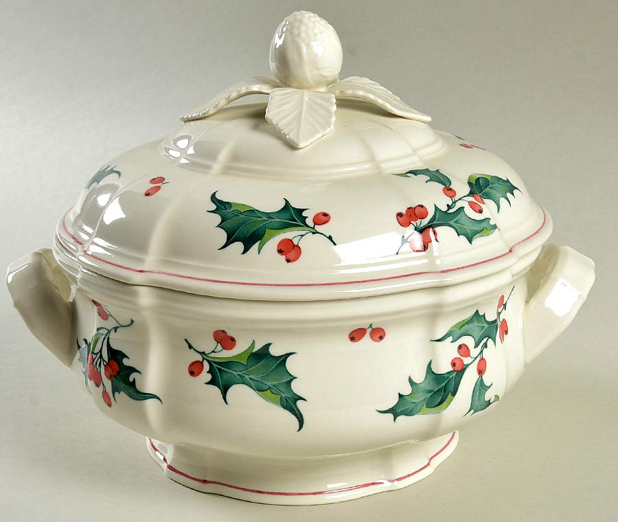 Holly Round Covered Vegetable by Villeroy & Boch-1