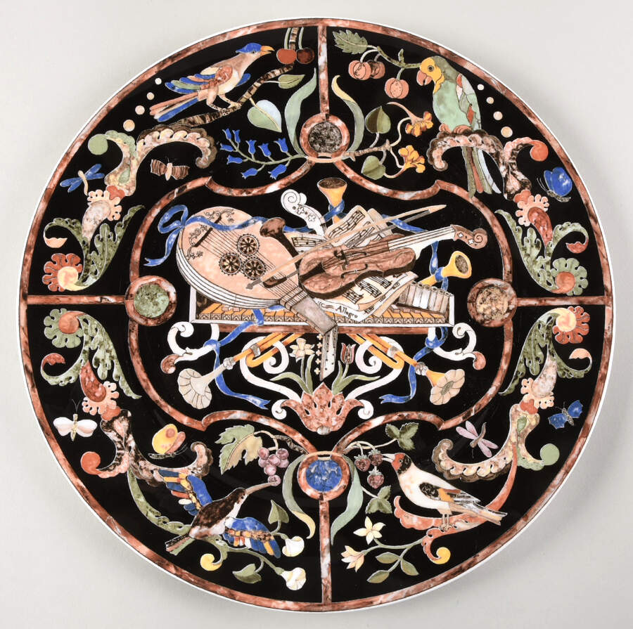 Intarsia 12" Chop Plate (Round Platter) by Villeroy & Boch-1