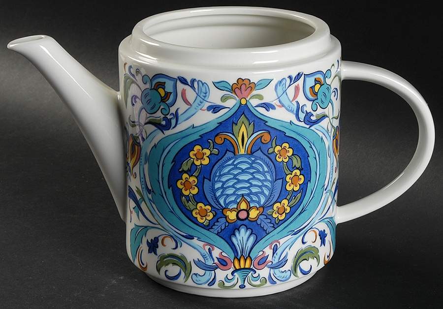 Izmir (Older) Teapot No Lid by Villeroy & Boch-1