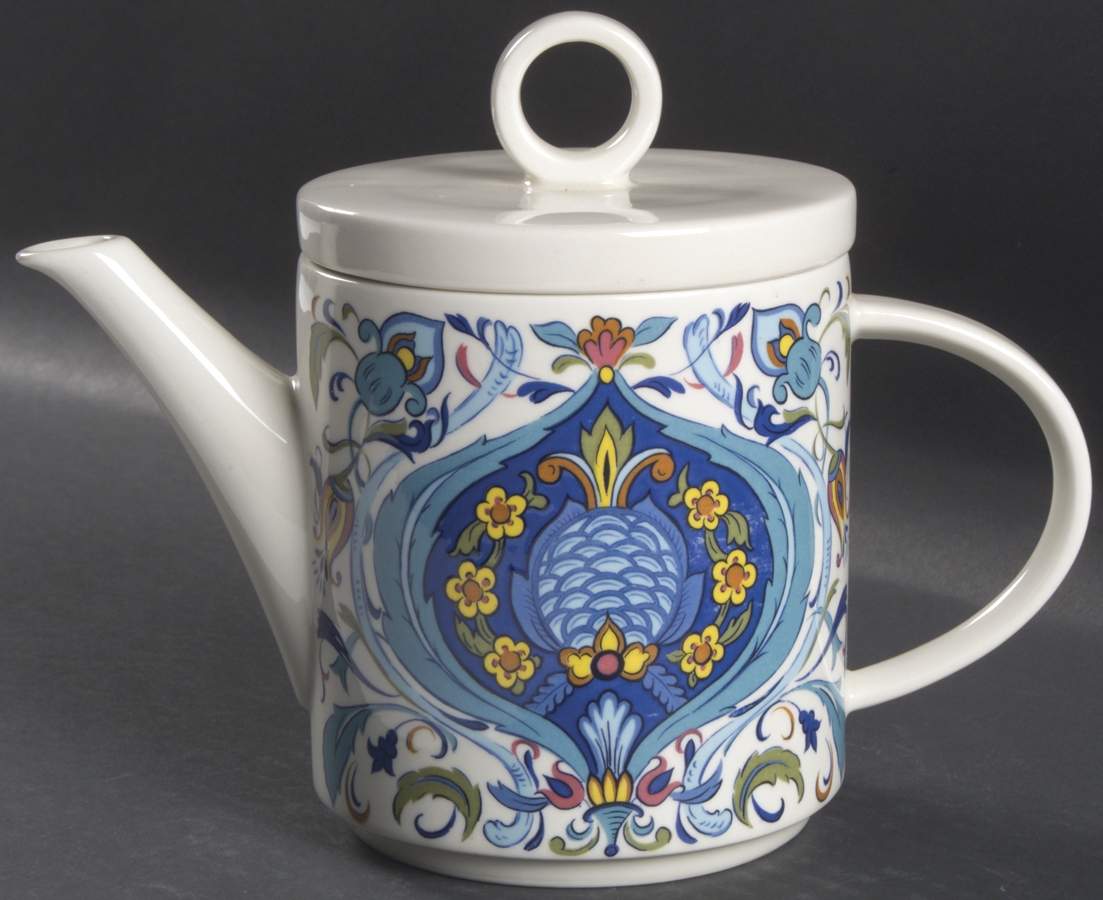 Izmir (Older) Teapot & Lid by Villeroy & Boch-1