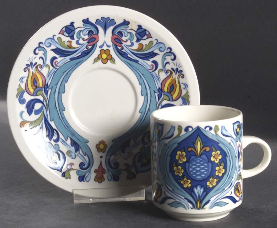 Izmir (Older) Flat Cup & Saucer Set by Villeroy & Boch-1