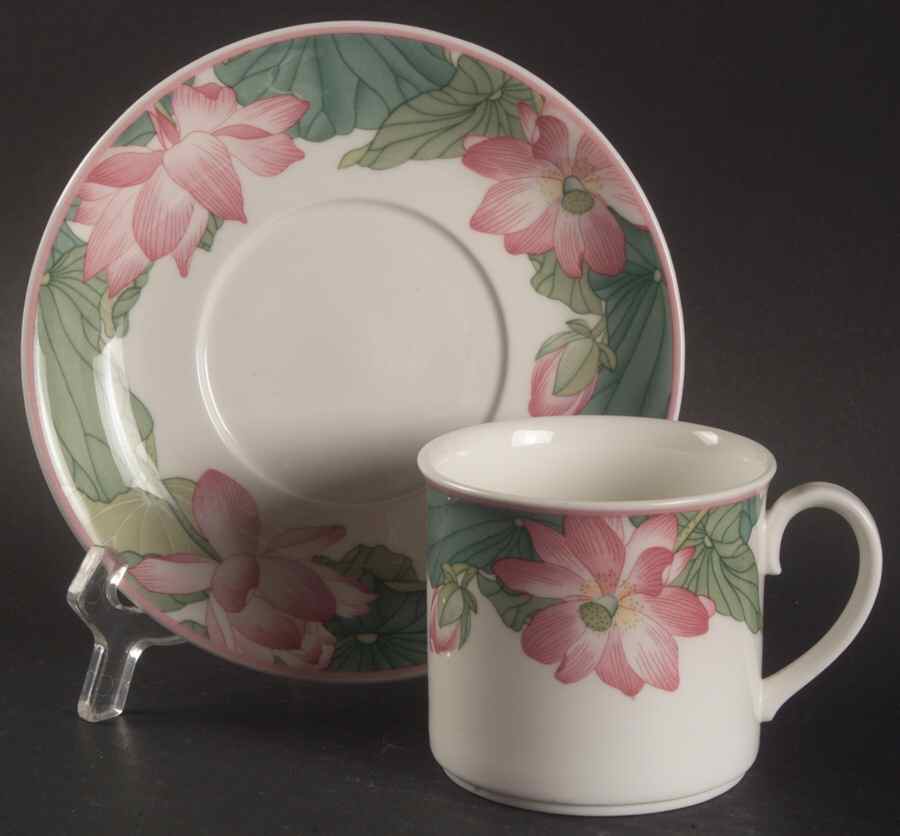 Jade Flat Cup & Saucer Set by Villeroy & Boch-1