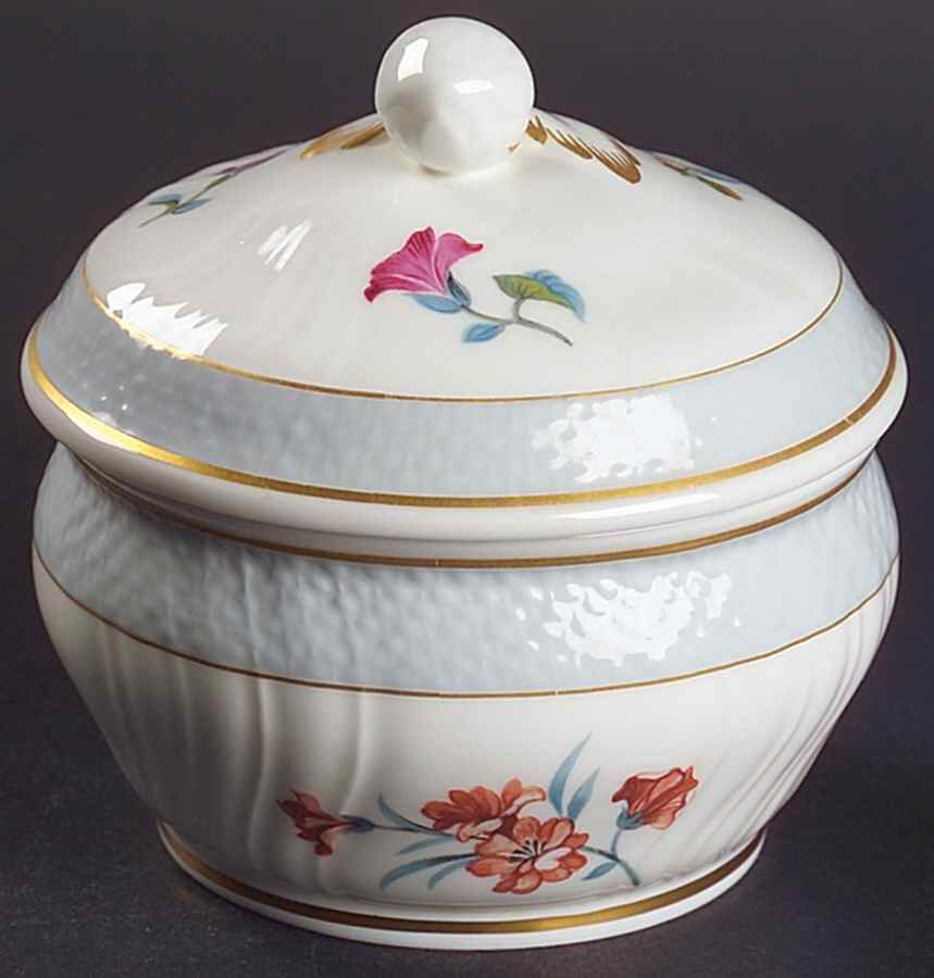 Konigin Louise Mini Sugar Bowl & Lid by Villeroy & Boch-1