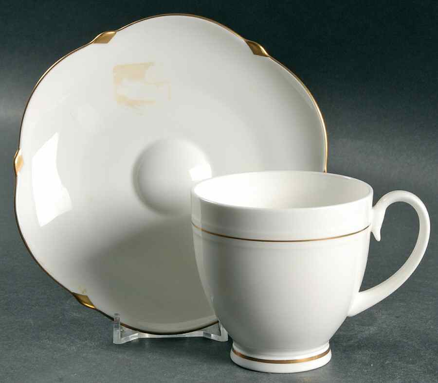 LA ROTONDA Footed Cup & Saucer Set by Villeroy & Boch-1