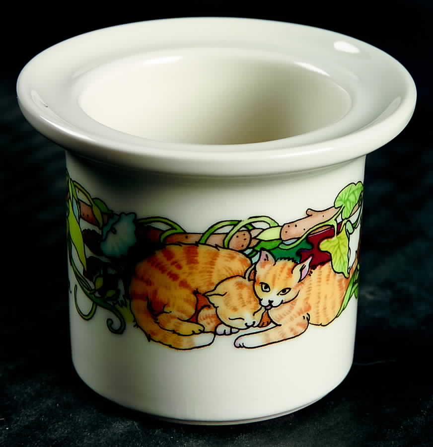 Little Cat Single Egg Cup by Villeroy & Boch-1