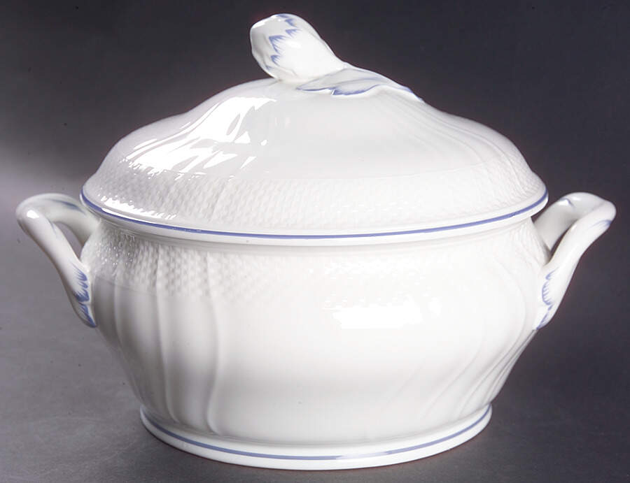Louisenburg Blau Round Covered Vegetable by Villeroy & Boch-1