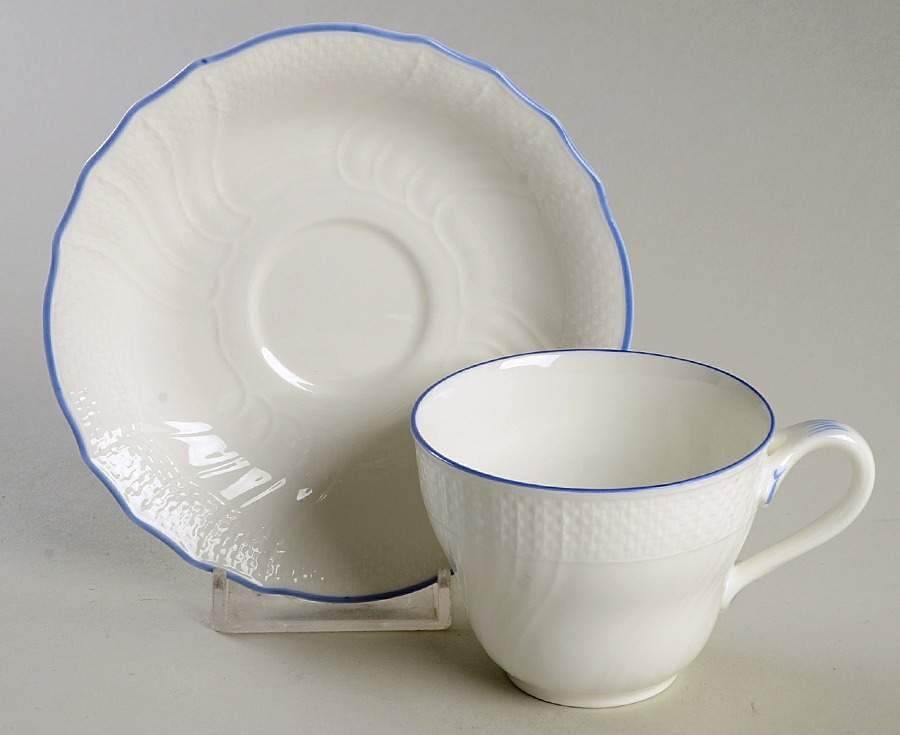 Louisenburg Blau Flat Demitasse Cup & Saucer Set by Villeroy & Boch-1