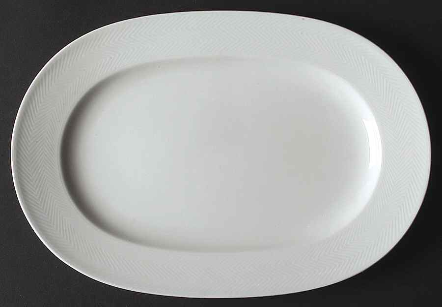 Look 11" Oval Serving Platter by Villeroy & Boch-1