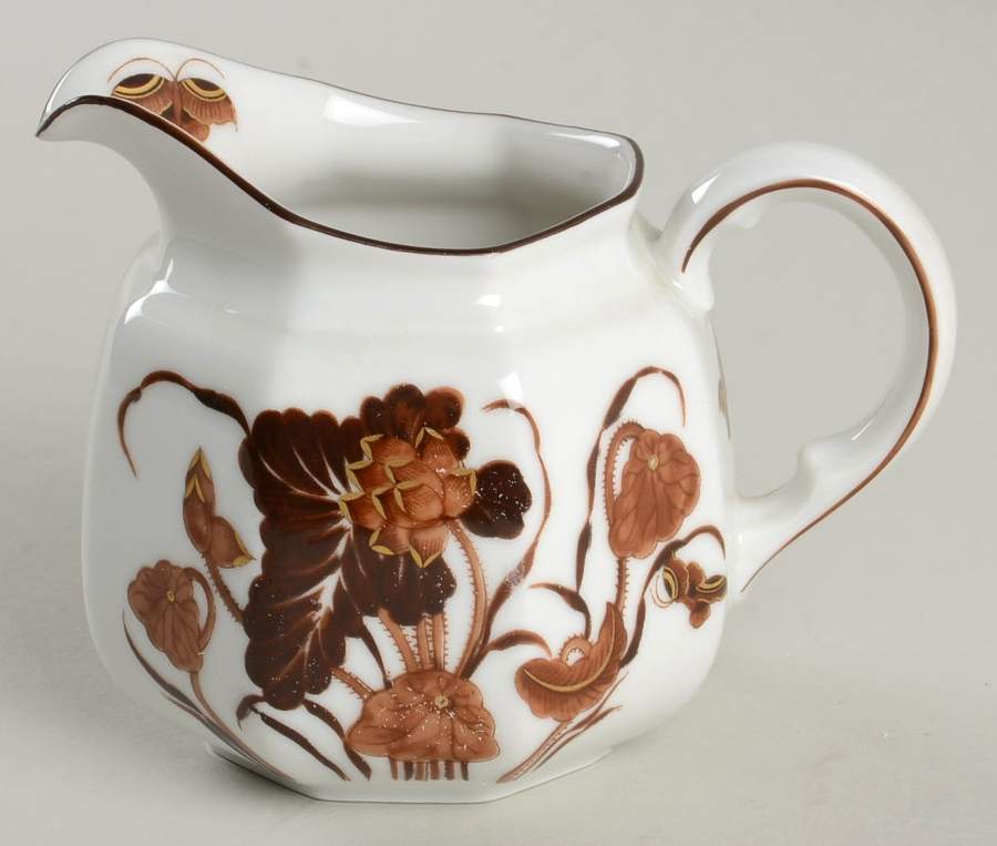 Lotosblute Gold Creamer by Villeroy & Boch-1