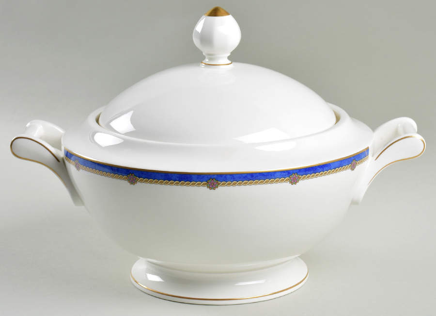 Louisiana Tureen &  Lid by Villeroy & Boch-1