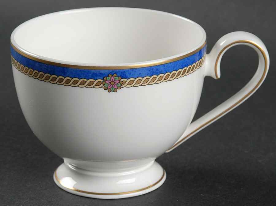 Louisiana Footed Cup by Villeroy & Boch-1