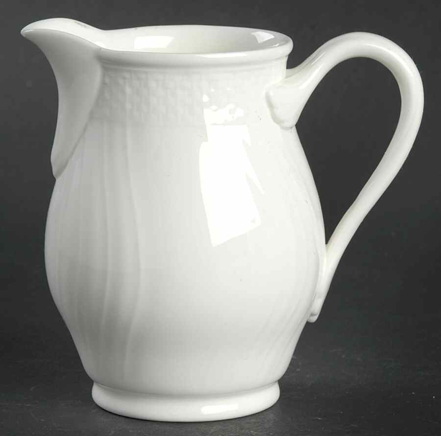 Louisenburg White Creamer by Villeroy & Boch-1