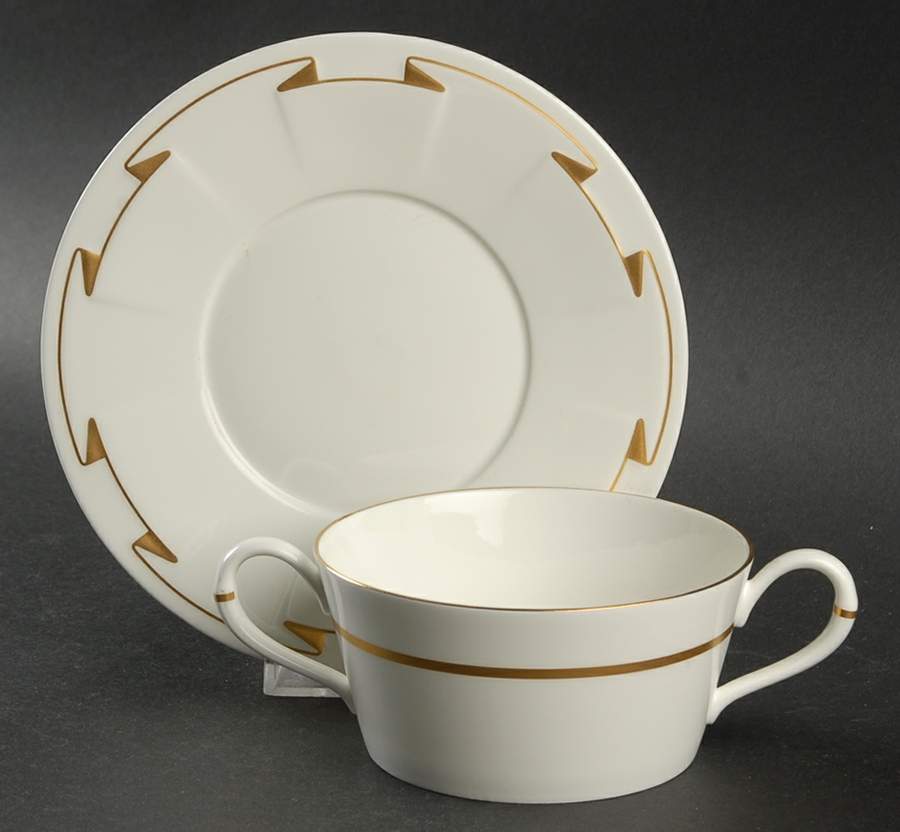 Madison Avenue Flat Cream Soup Bowl & Saucer Set by Villeroy & Boch-1