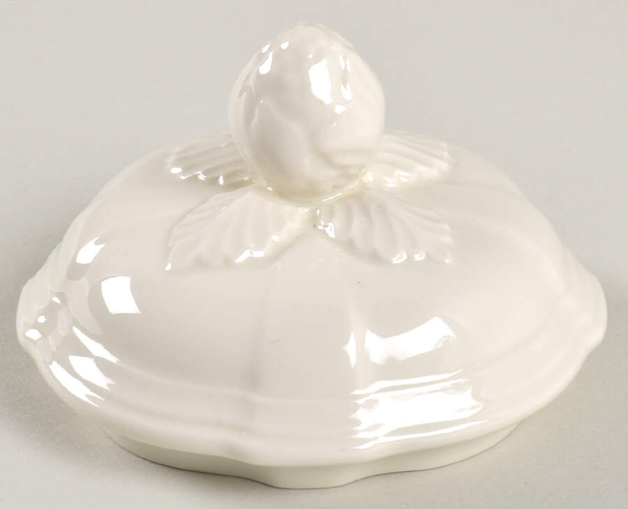 Manoir (VitroPorcelain, Luxembourg & Germany) Lid for Sugar Bowl by Villeroy & Boch-1