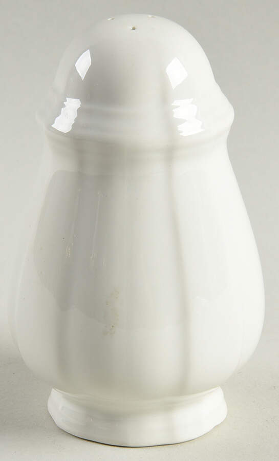 Manoir (VitroPorcelain, Luxembourg & Germany) Salt Shaker by Villeroy & Boch-1