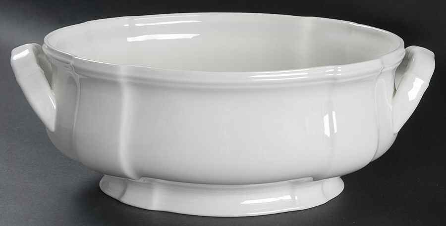 Manoir (VitroPorcelain, Luxembourg & Germany) Oval Tureen No Lid by Villeroy & Boch-1