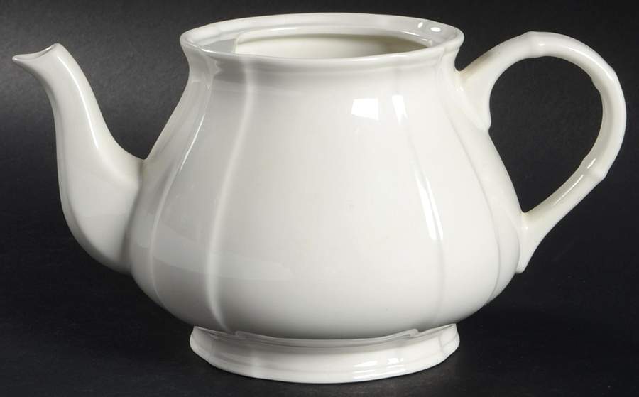 Manoir (VitroPorcelain, Luxembourg & Germany) Teapot No Lid by Villeroy & Boch-1