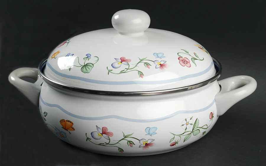 Mariposa (Bone China) 4 Quart Metal Covered Casserole by Villeroy & Boch-1