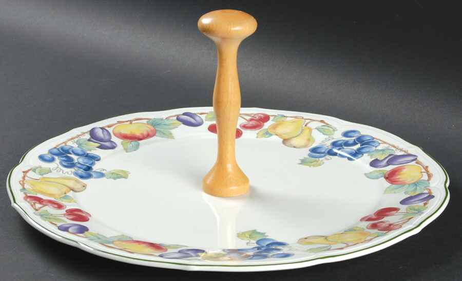Melina Round Serving Plate with Handle (CA) by Villeroy & Boch-1