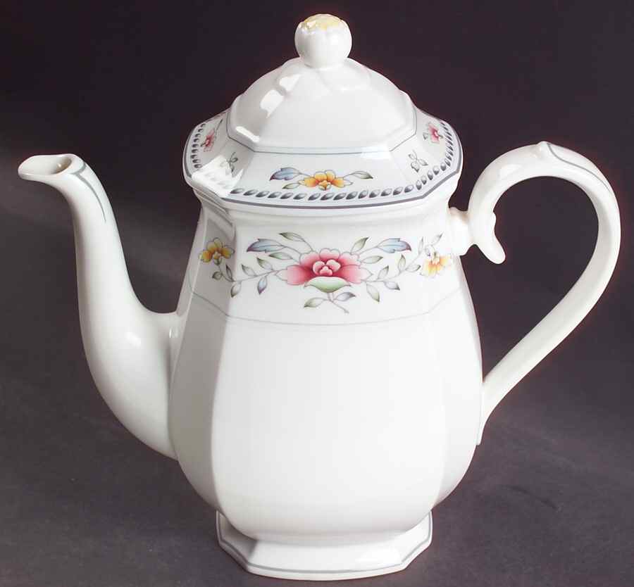 Nanking Coffee Pot & Lid by Villeroy & Boch-1