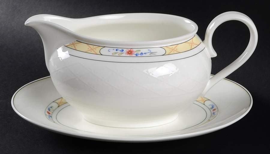 Orlando Gravy Boat & Underplate/Relish by Villeroy & Boch-1