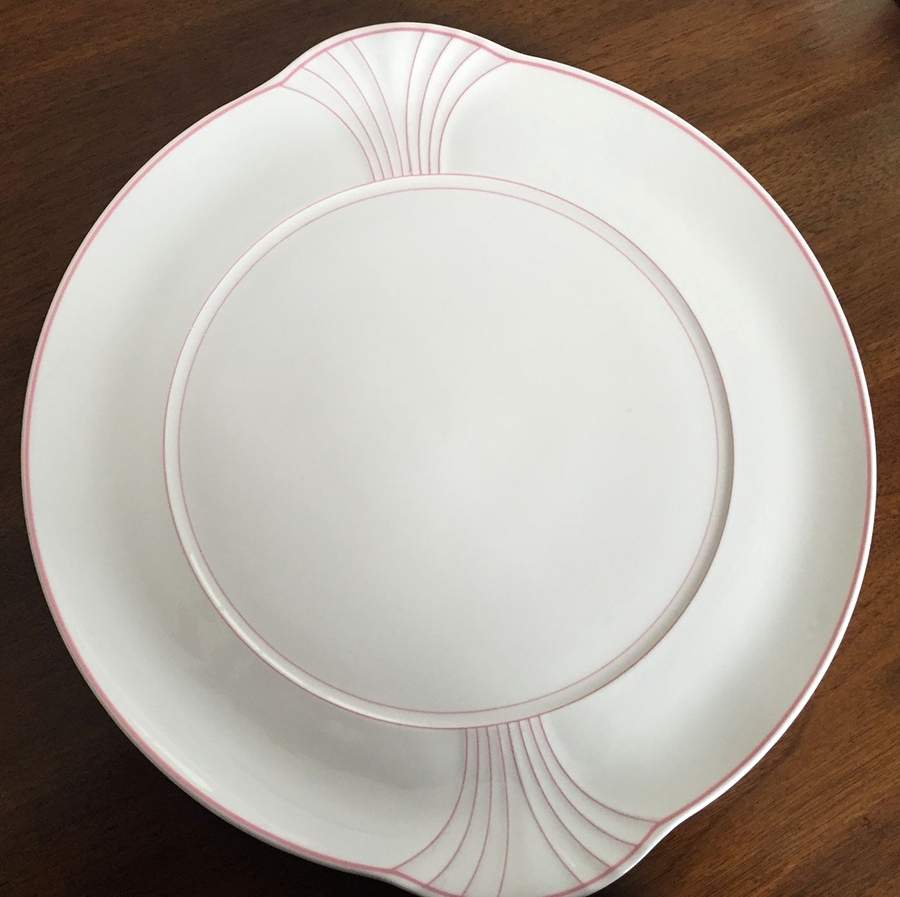 Palatino (Scalloped Edge) Handled Cake Plate by Villeroy & Boch-1
