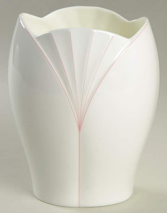 Palatino (Scalloped Edge) Bud Vase by Villeroy & Boch-1