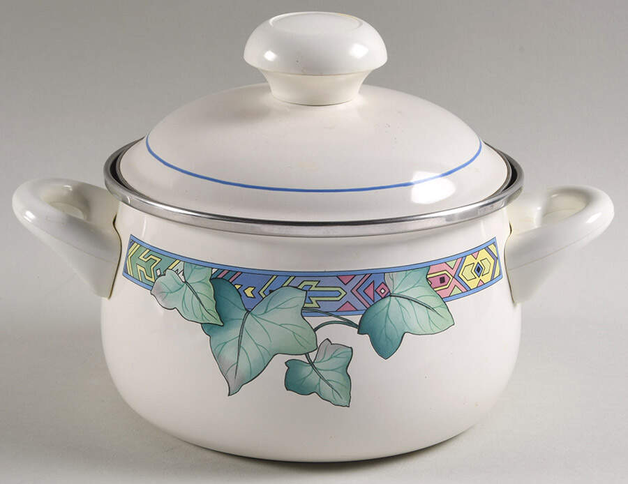 Pasadena 2 Quart Metal Covered Casserole by Villeroy & Boch-1