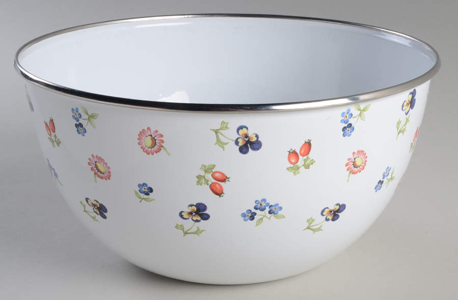 Petite Fleur 9" Metal Mixing Bowl by Villeroy & Boch-1