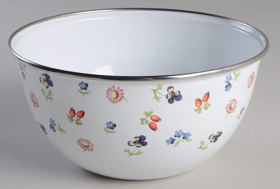 Villeroy & Boch Petite Fleur Soup Bowl - Porcelain Floral Design For Everyday Or Special Occasions - View #5