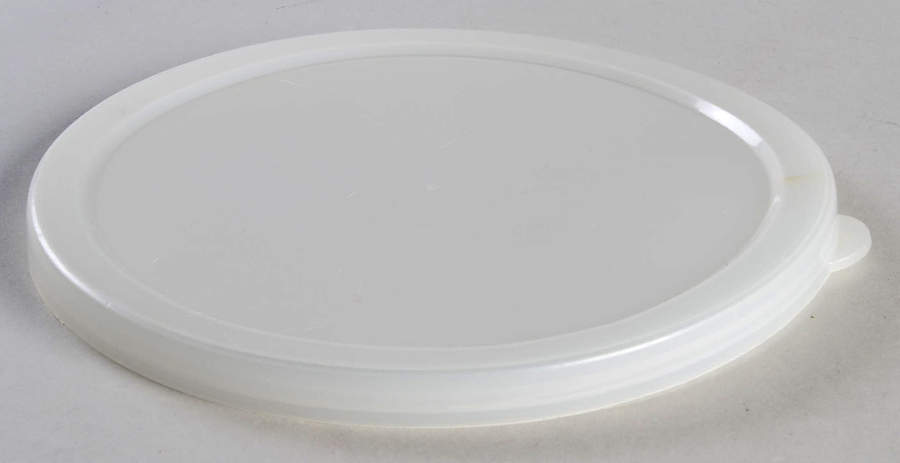 Petite Fleur Plastic Lid for 5" Metal Mixing Bowl by Villeroy & Boch-1