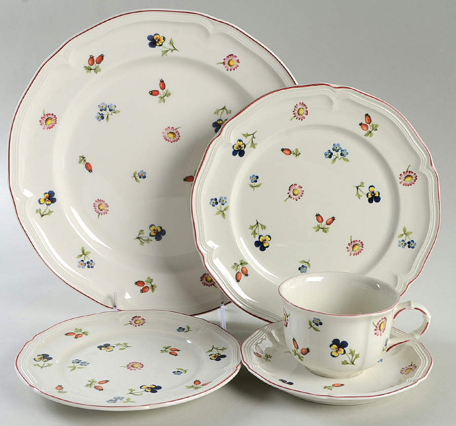 Petite Fleur 40 Piece Estate Set by Villeroy & Boch-1