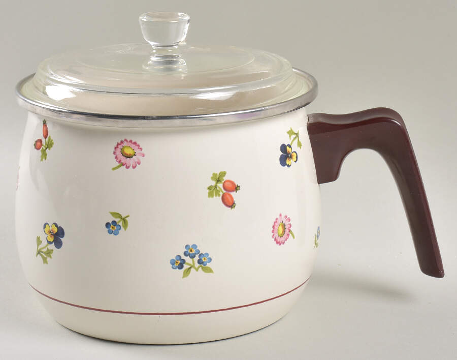 Petite Fleur Metal Milk Boiler & Glass Lid by Villeroy & Boch-1
