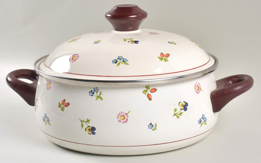 Petite Fleur 4 Quart Metal Covered Casserole by Villeroy & Boch-1