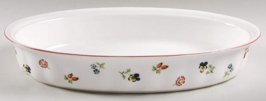 Petite Fleur 14" Oval Baker by Villeroy & Boch-1