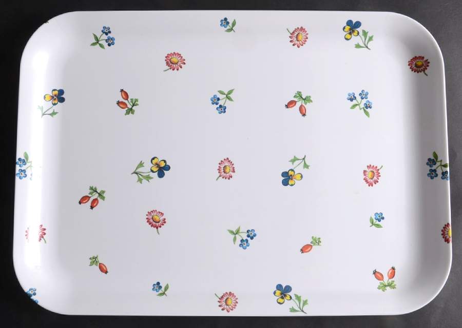 Petite Fleur 16" Plastic Serving Tray by Villeroy & Boch-1