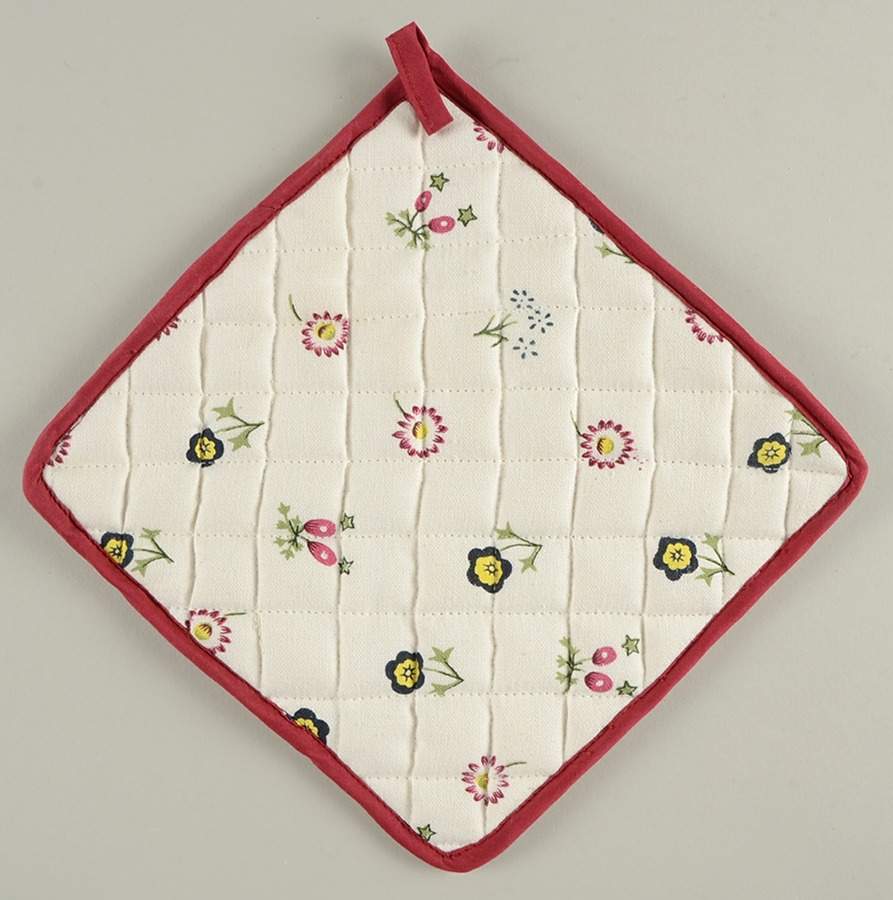 Petite Fleur Cloth Potholder by Villeroy & Boch-1