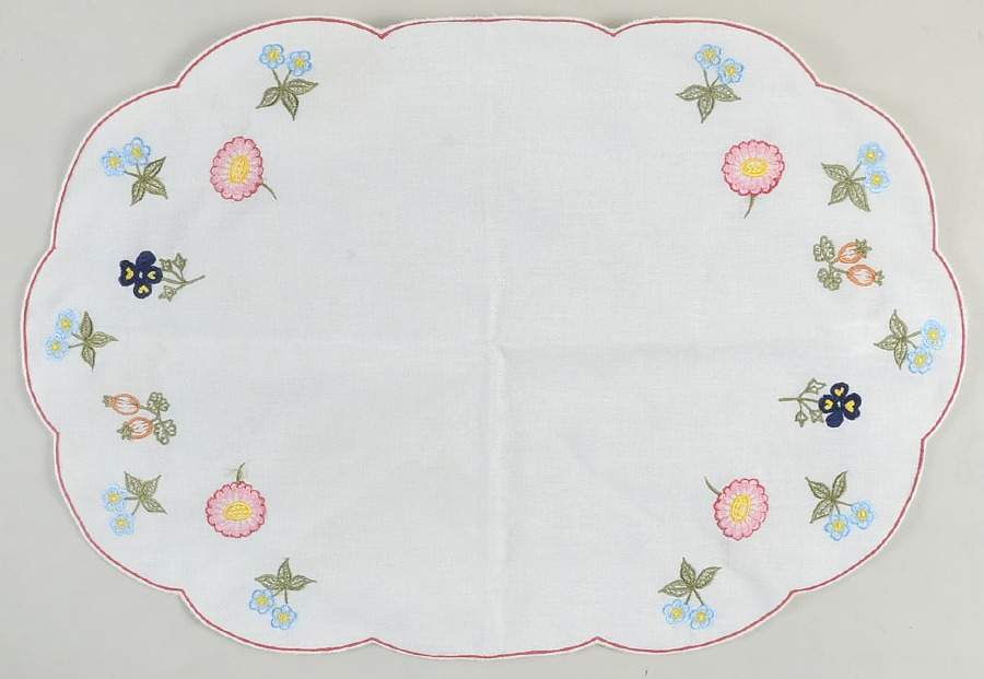 Petite Fleur Cloth Placemat by Villeroy & Boch-1