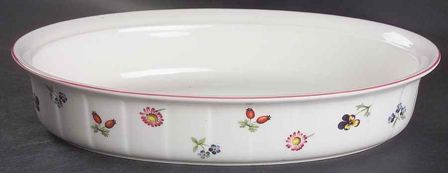 Petite Fleur 11" Oval Baker by Villeroy & Boch-1