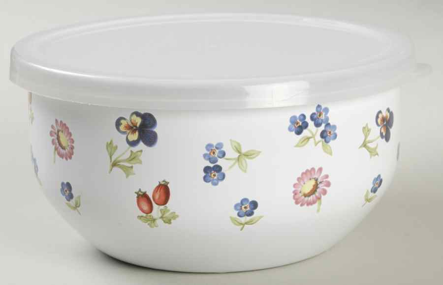 Petite Fleur 5" Metal Mixing Bowl & Plastic Lid by Villeroy & Boch-1