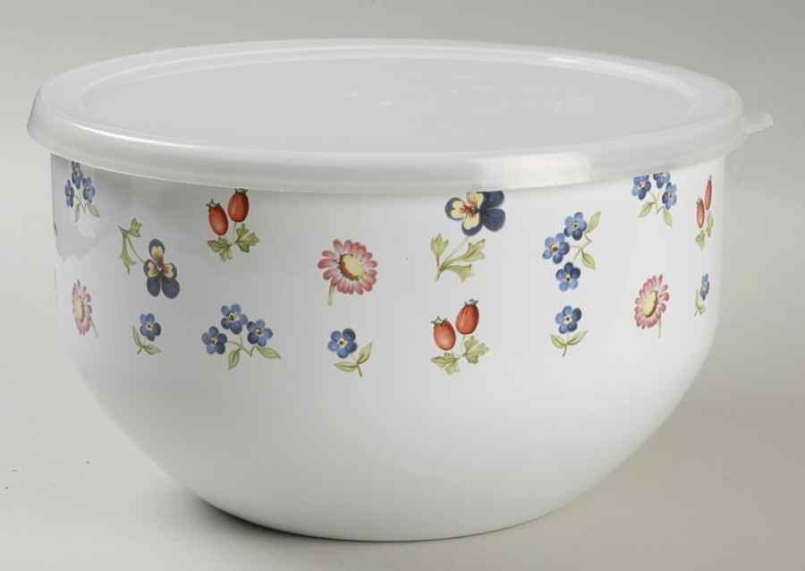 Petite Fleur 7" Metal Mixing Bowl & Plastic Lid by Villeroy & Boch-1
