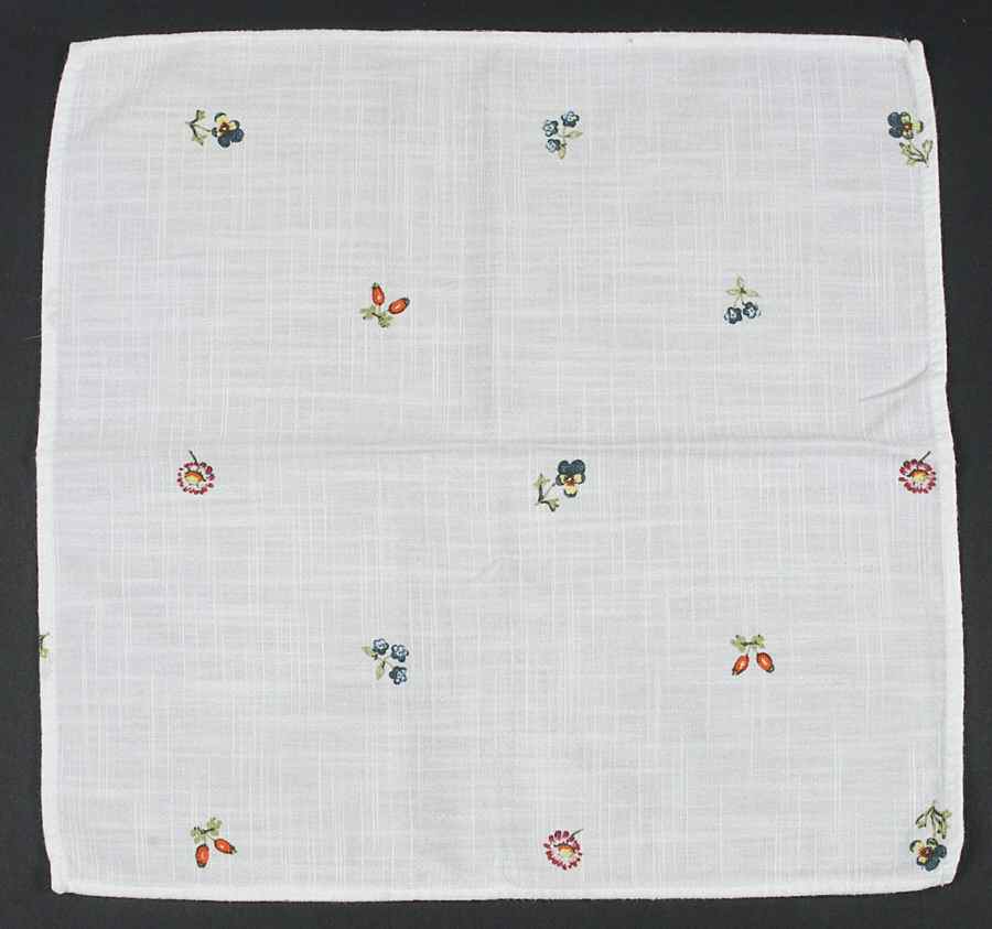 Petite Fleur Cloth Napkin by Villeroy & Boch-1
