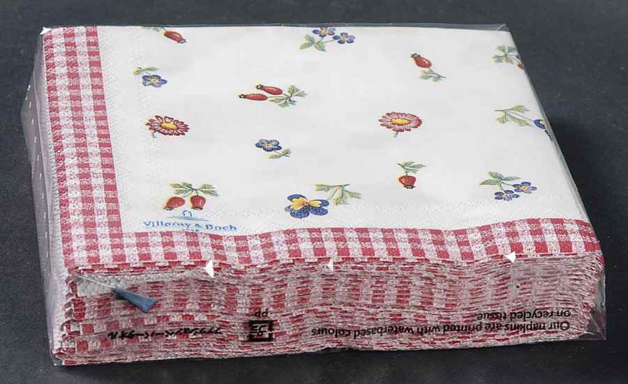 Petite Fleur Package of Paper Cocktail Napkins by Villeroy & Boch-1