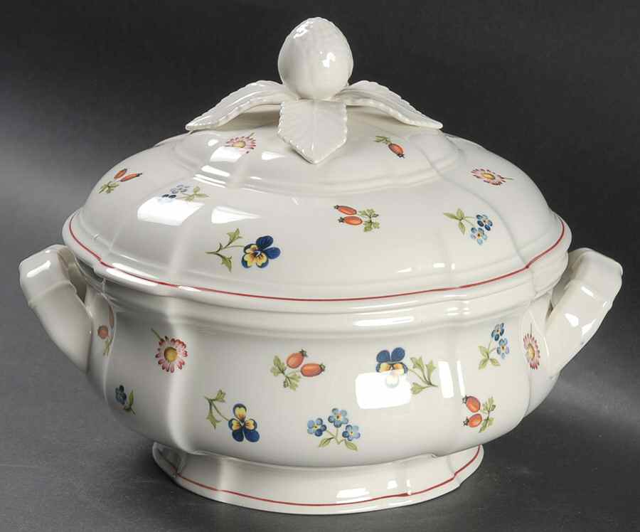 Petite Fleur Round Covered Vegetable by Villeroy & Boch-1