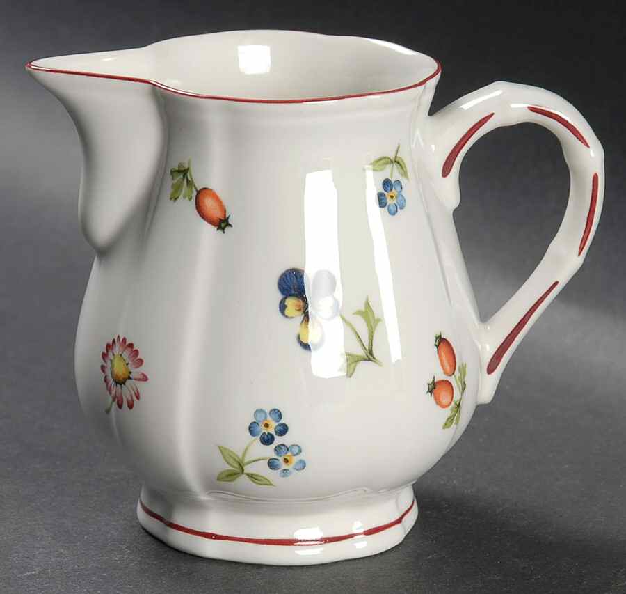 Petite Fleur Creamer by Villeroy & Boch-1