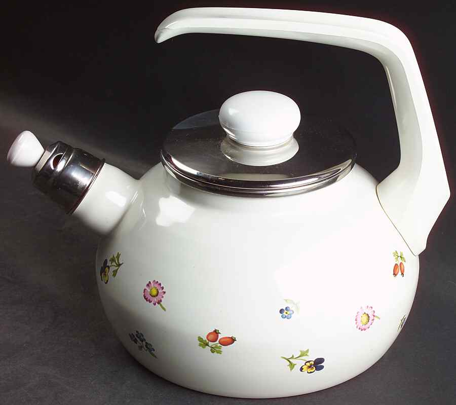 Petite Fleur Metal Kettle & Lid by Villeroy & Boch-1