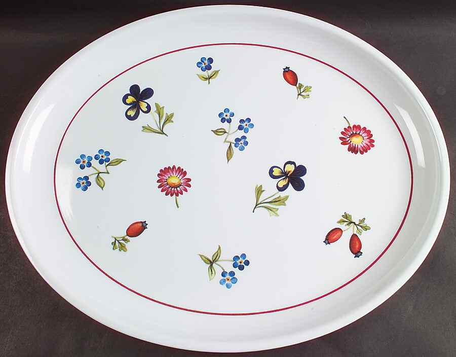 Petite Fleur Plastic Oval Serving Tray by Villeroy & Boch-1