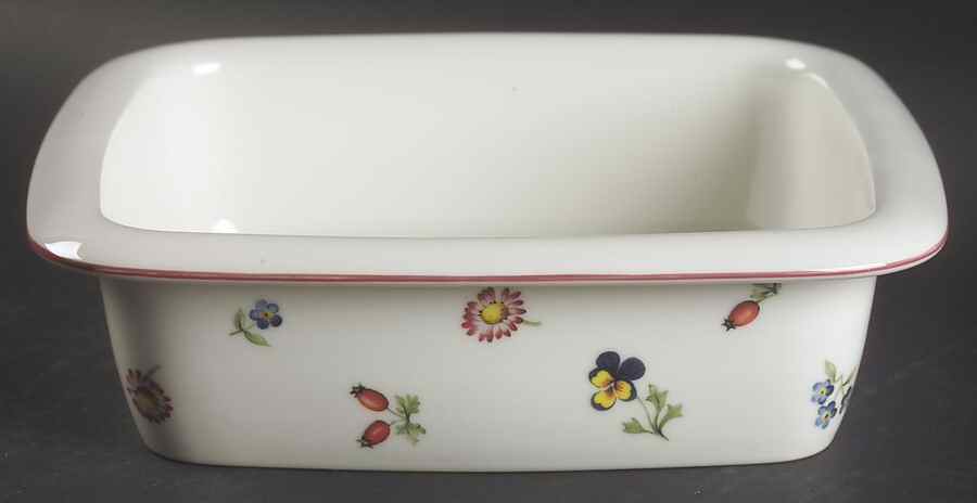 Petite Fleur 8" Square Baker by Villeroy & Boch-1